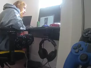 voyeurcam sexy little ana's Live Sex Cam Show