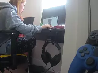 voyeurcam sexy little ana's Live Sex Cam Show