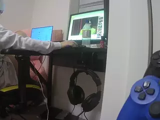 voyeurcam sexy little ana's Live Sex Cam Show