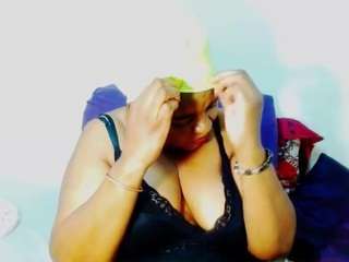 cocoflames75's CamSoda show and profile