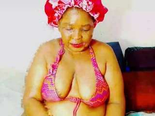 Image 1 of cocoflames75, female webcam model,  years old, on live webcam