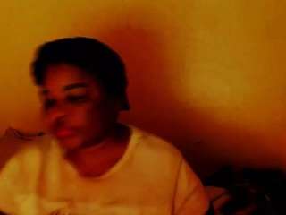 CocoFlames75 live webcam show