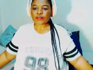CocoFlames75 live webcam show