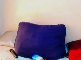 CocoFlames75 live webcam show