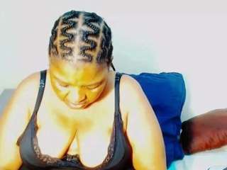 CocoFlames75 live webcam show