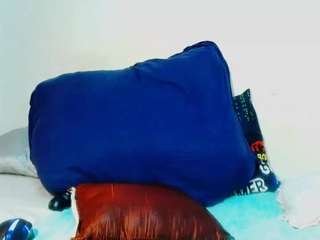 CocoFlames75 live webcam show