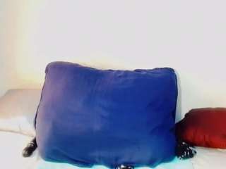 CocoFlames75 live webcam show