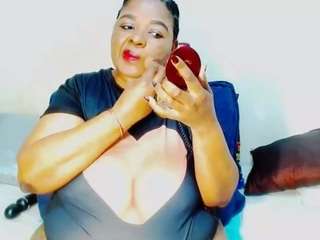 CocoFlames75 live webcam show