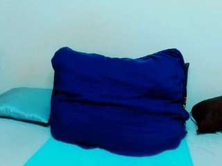 CocoFlames75 live webcam show