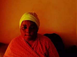 Live cam show with CocoFlames75