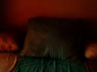 CocoFlames75 live cam preview