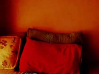 CocoFlames75 live cam preview