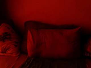 CocoFlames75 live cam preview