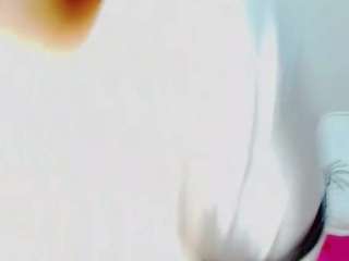CocoFlames75 live cam preview