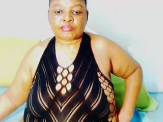 CocoFlames75 live cam preview
