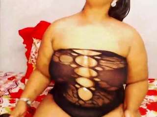 divinebooty93 webcam model