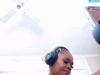 lusciouslipst webcam