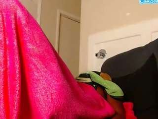 LusciousLipsT