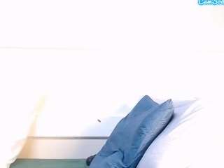 lusciouslipst's CamSoda show and profile