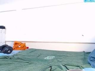 lusciouslipst webcam