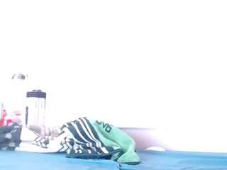 lusciouslipst's CamSoda show and profile