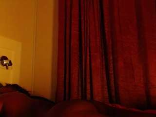 lusciouslipst live cam profile