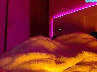 lusciouslipst's live room