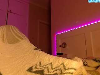 LusciousLipsT