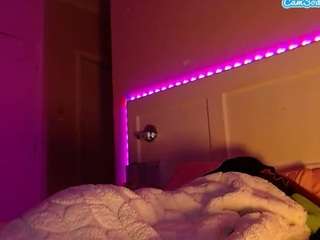 lusciouslipst live webcam show