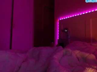 lusciouslipst live webcam show