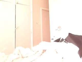 lusciouslipst live webcam show