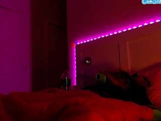 lusciouslipst live webcam show