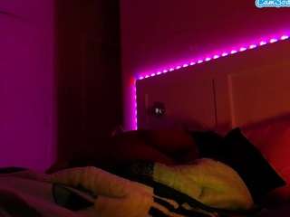 lusciouslipst live webcam show
