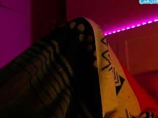 lusciouslipst live webcam show