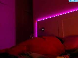 lusciouslipst live webcam show