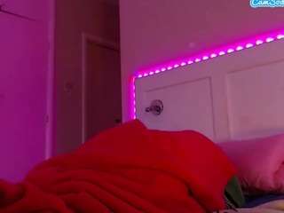 lusciouslipst live webcam show