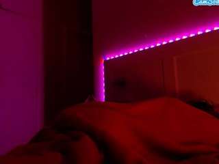 lusciouslipst's live room