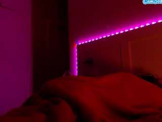 lusciouslipst live webcam show