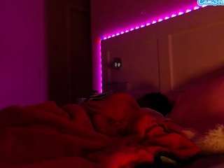 lusciouslipst live webcam show