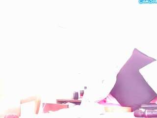 lusciouslipst live webcam show