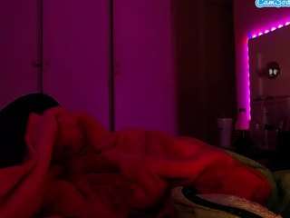 lusciouslipst live webcam show