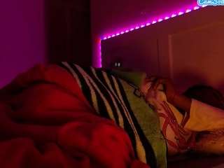 lusciouslipst live webcam show