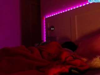 lusciouslipst's live room