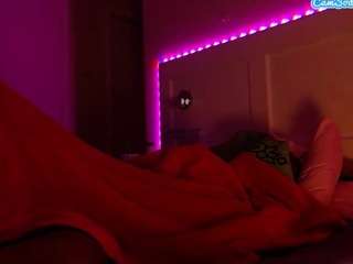 lusciouslipst live webcam show