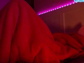 lusciouslipst live webcam show