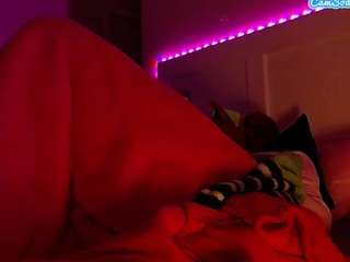 lusciouslipst's live room