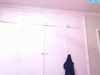 lusciouslipst live webcam show
