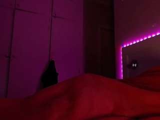 LusciousLipsT live webcam show