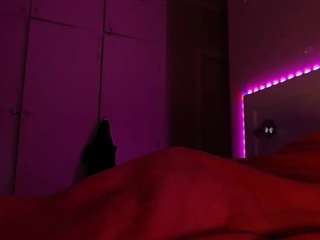 LusciousLipsT live webcam show