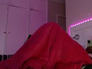 LusciousLipsT live webcam show